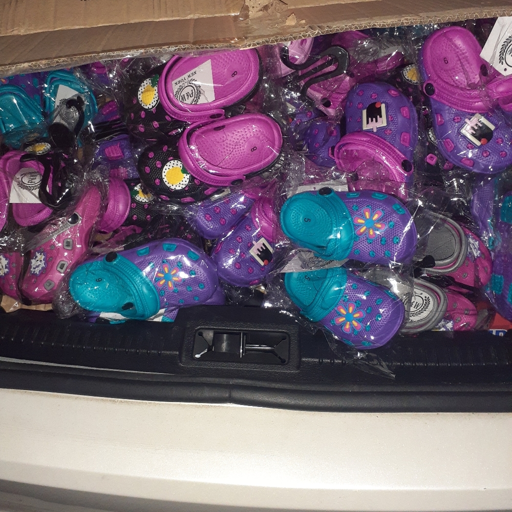 Toddler Crocs - Picture 2 of 3